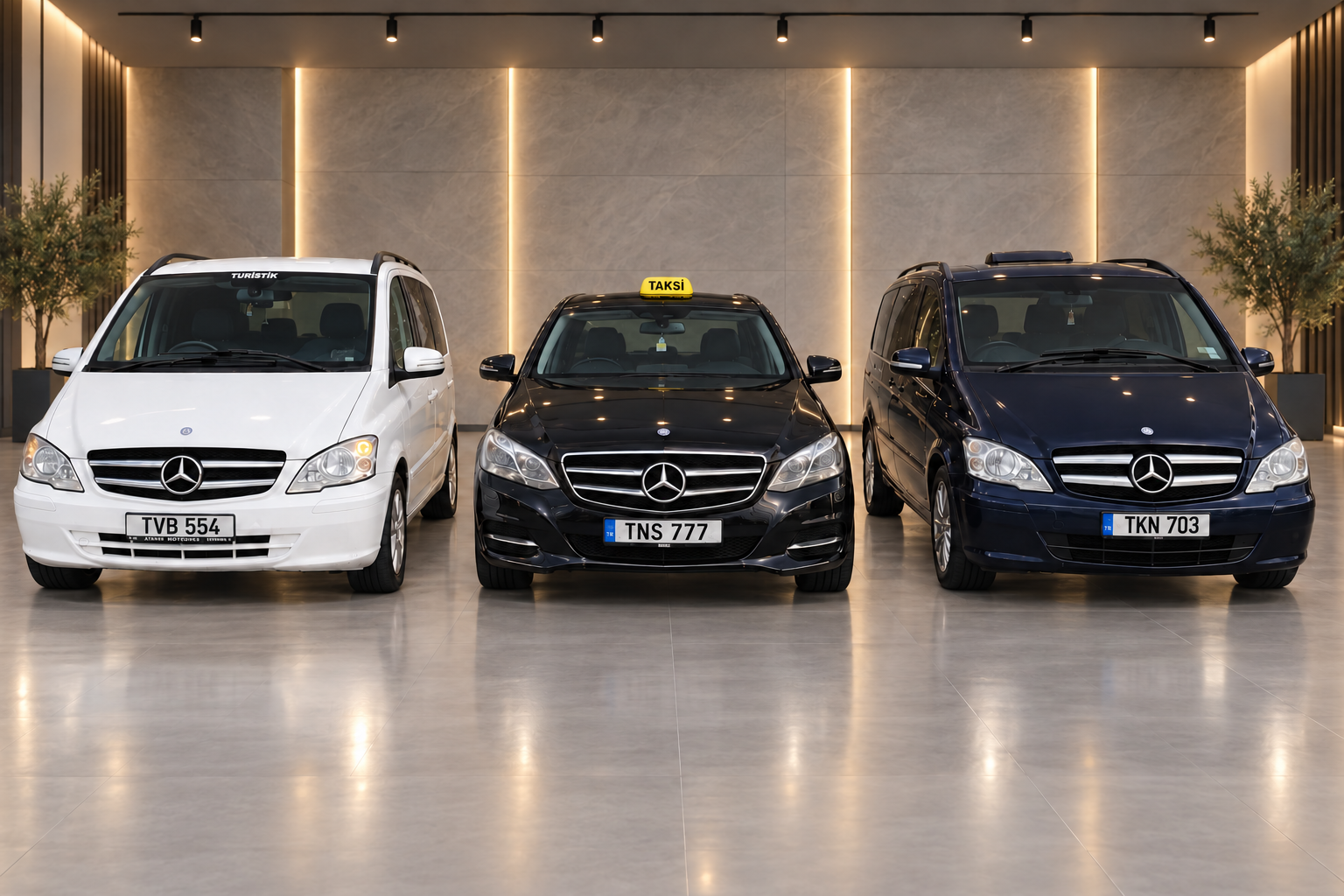 İskele Boğaz Yıldıray Taksi’nin Mercedes sedan ve iki geniş araçtan oluşan filosu